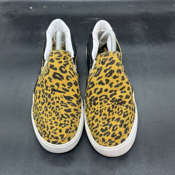 Nike Women's Court Legacy Slip On Leopard Womens Size 6 DJ5938-001 - Picture 3 of 7